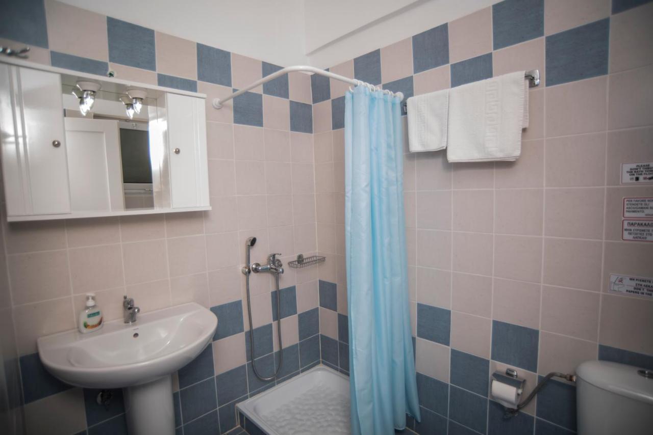 Nymphs Rooms & Apartments ニキアナ エクステリア 写真